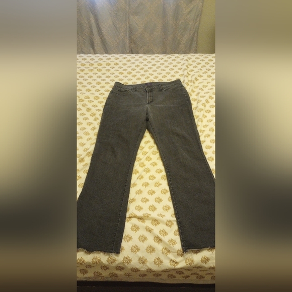 Jeans - Picture 2 of 4